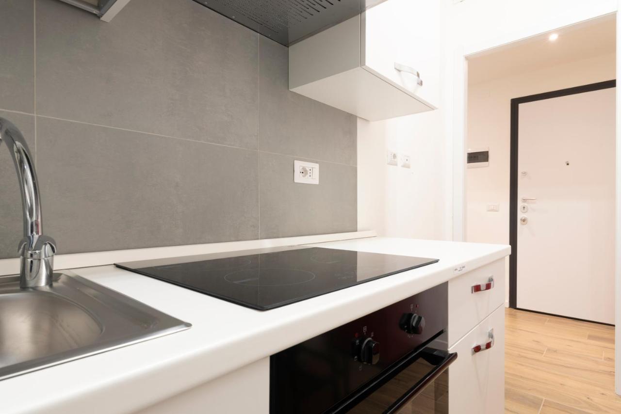 Chic Home Milano "Wifi & Smart Lock" Bagian luar foto